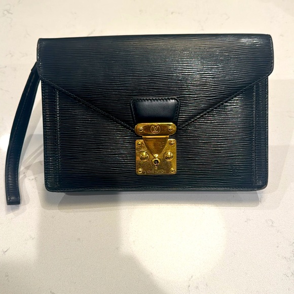 Louis Vuitton | Epi leather clutch bag - Picture 1 of 7